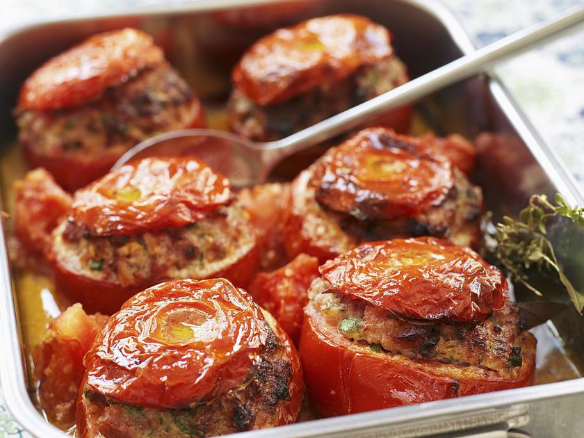 Roșii umplute cu orez și ciuperci